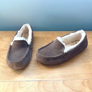 UGG Ansley Slippers Brown Suede Shearling Moccasin Size 6 Women
